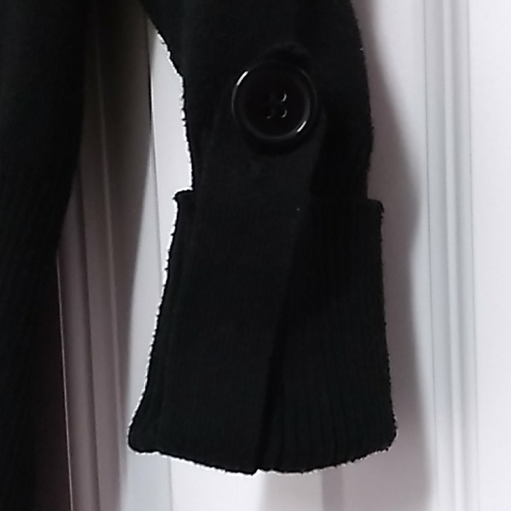 Sweater - Picture 3 of 3